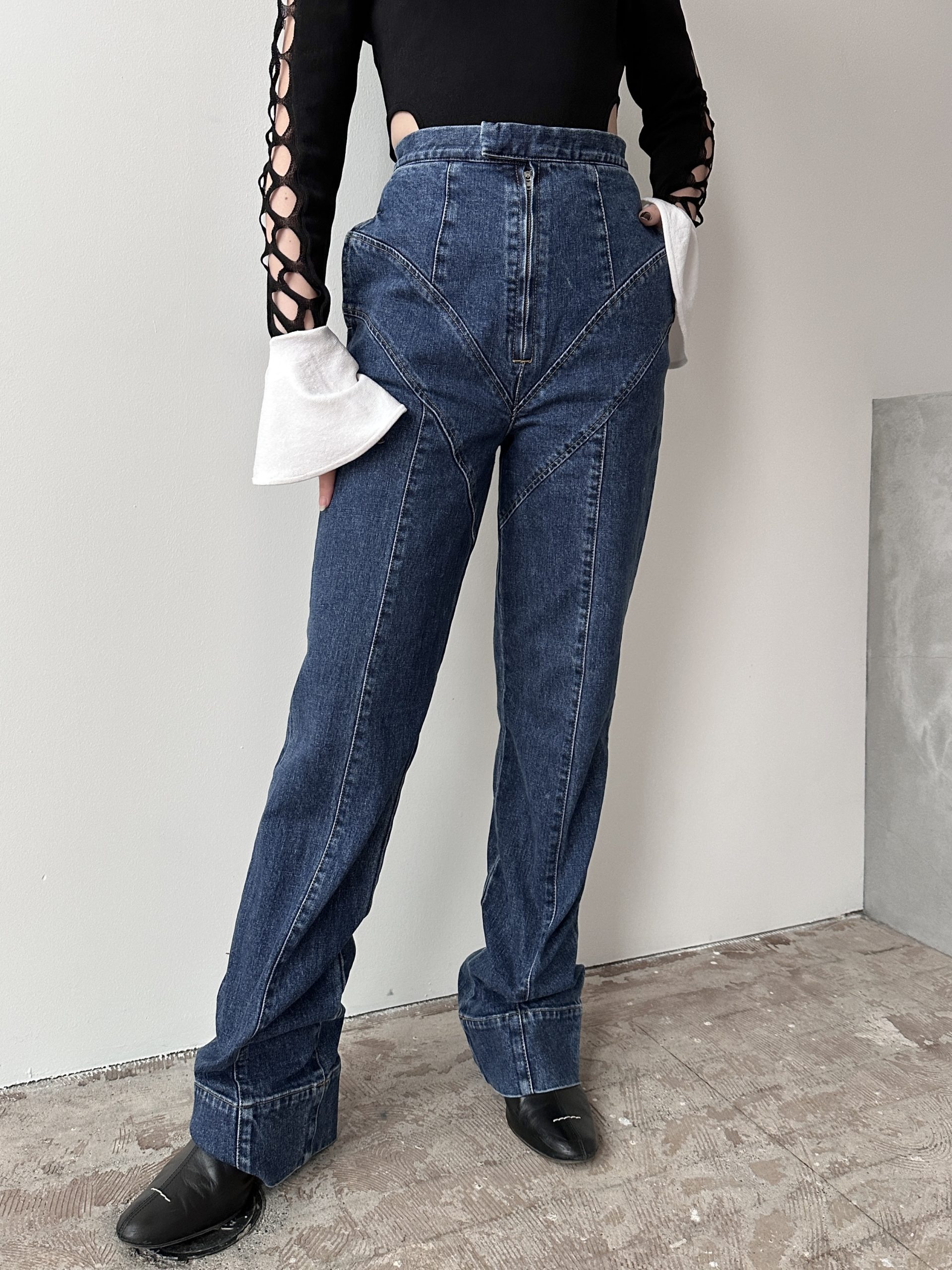 【FETICO】WASHED HIGH RISE STRAIGHT JEANS